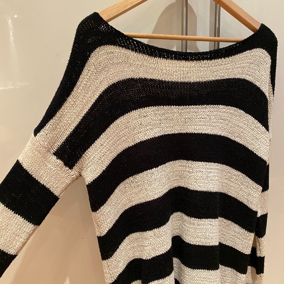 Zara Knit - Picture 1 of 4